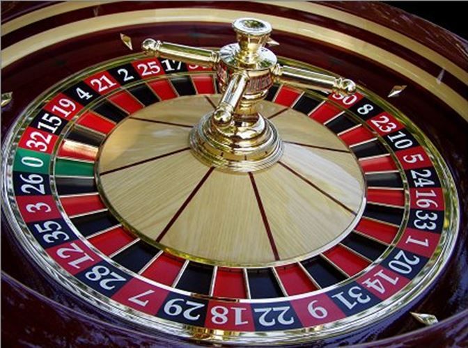 Lucky Eagle کھلاڑیوں کے لیے لائیو کیسینو سیکشن